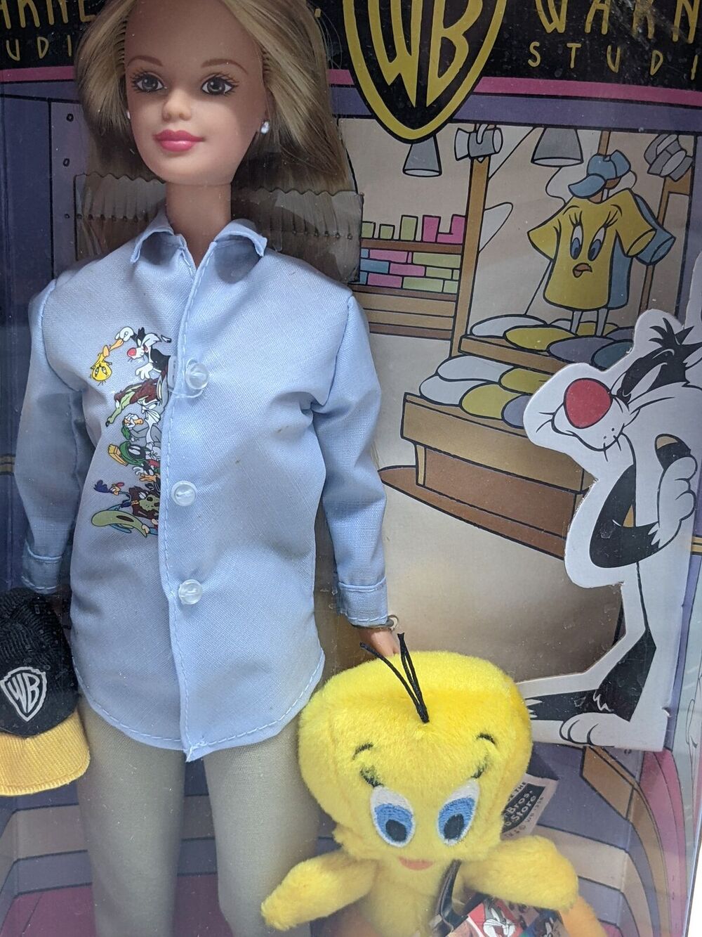 Barbie - Barbie Loves Tweety Doll - 1998 - 21632